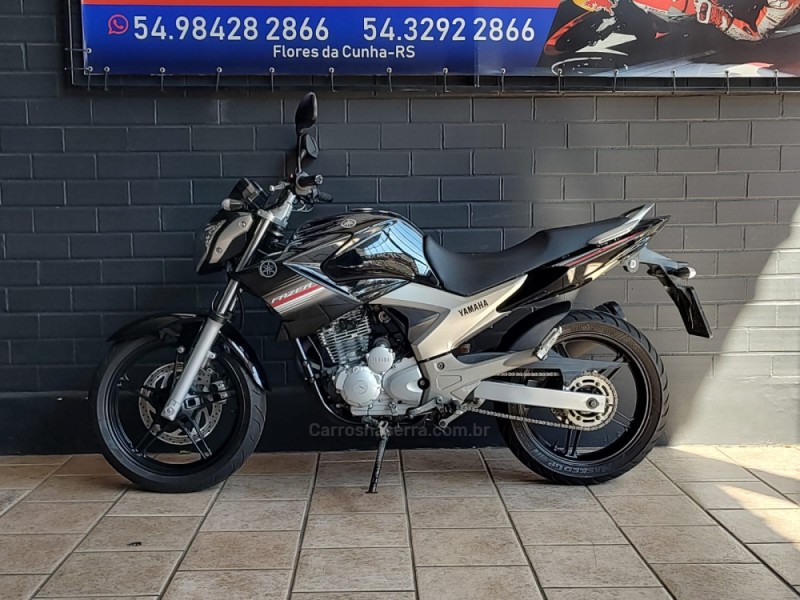 FAZER YS 250 - 2015 - FLORES DA CUNHA
