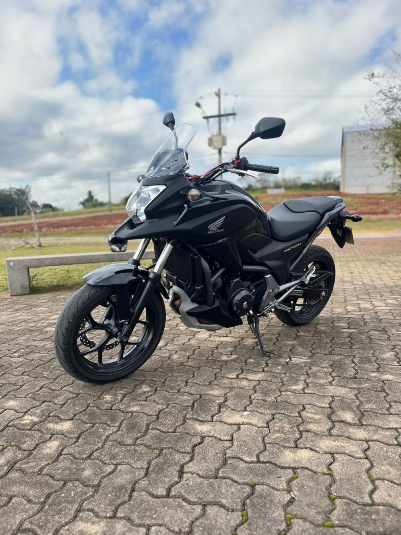 NC 750X  - 2016 - LAJEADO