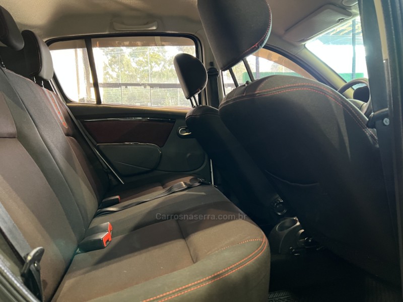 SANDERO 1.6 STEPWAY 8V FLEX 4P MANUAL - 2014 - CAXIAS DO SUL