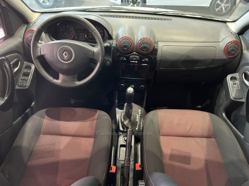 SANDERO 1.6 STEPWAY 8V FLEX 4P MANUAL - 2014 - CAXIAS DO SUL