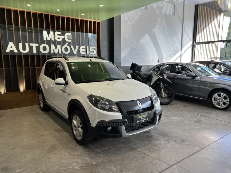 SANDERO 1.6 STEPWAY 8V FLEX 4P MANUAL - 2014 - CAXIAS DO SUL