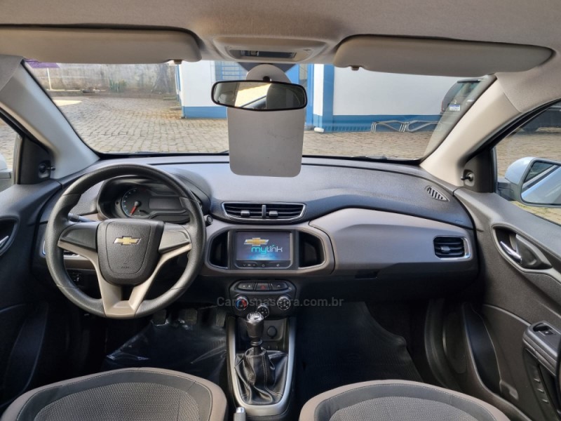 PRISMA 1.0 MPFI LT 8V FLEX 4P MANUAL - 2015 - VACARIA