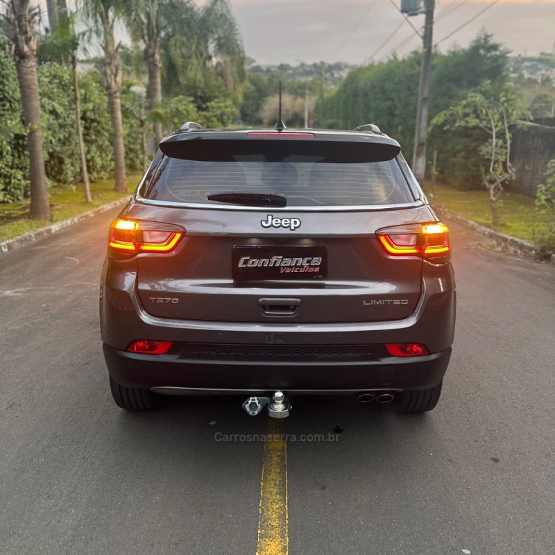 COMPASS 1.3 LIMITED T270 16V TURBO FLEX 4P AUTOMÁTICO - 2022 - CAMPO BOM