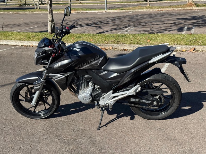 CB 250F TWISTER ABS - 2022 - BENTO GONçALVES