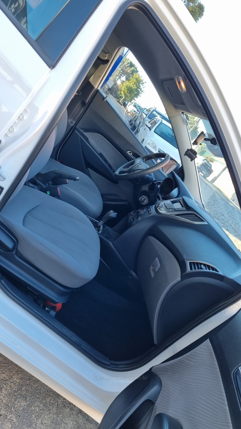 HB20S 1.6 COMFORT PLUS 16V FLEX 4P AUTOMÁTICO - 2015 - SãO FRANCISCO DE PAULA