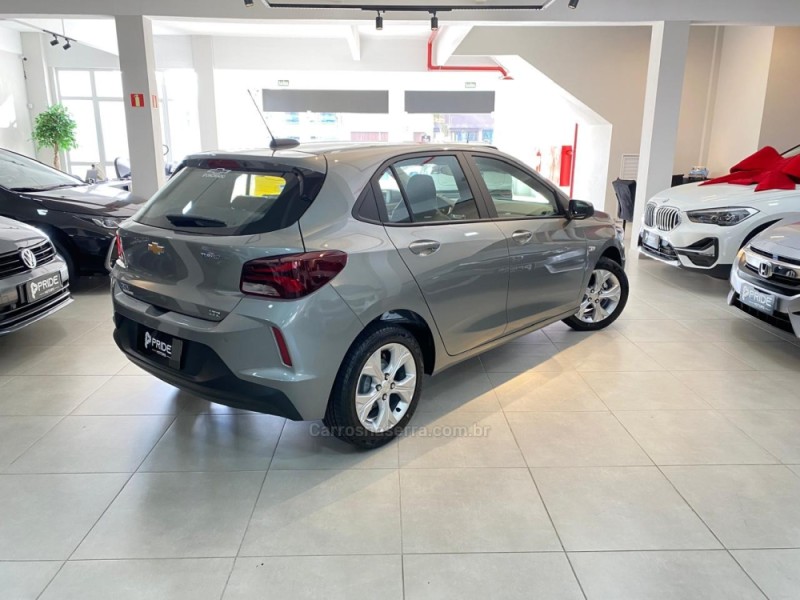 ONIX 1.0 LTZ 12V TURBO FLEX 4P AUTOMÁTICO - 2025 - CAXIAS DO SUL