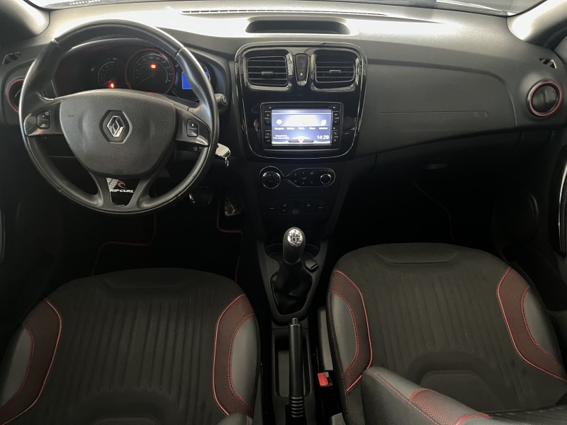 SANDERO 1.6 STEPWAY RIP CURL 8V FLEX 4P MANUAL - 2016 - CAXIAS DO SUL
