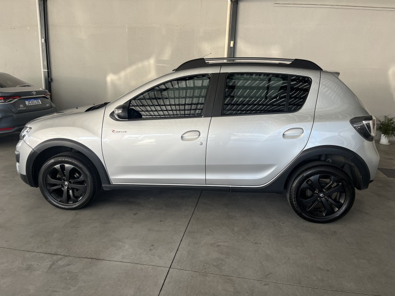 SANDERO 1.6 STEPWAY RIP CURL 8V FLEX 4P MANUAL - 2016 - CAXIAS DO SUL