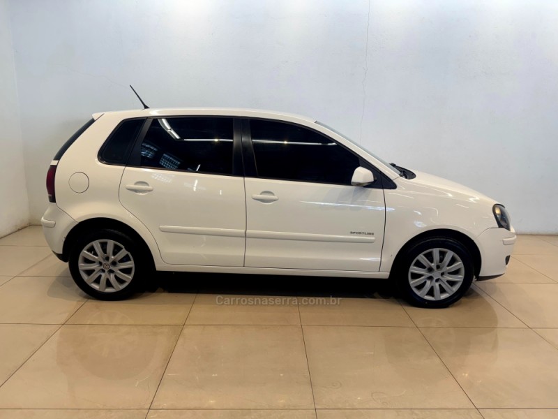 POLO 1.6 MI SPORTLINE 8V FLEX 4P MANUAL - 2011 - CASCA
