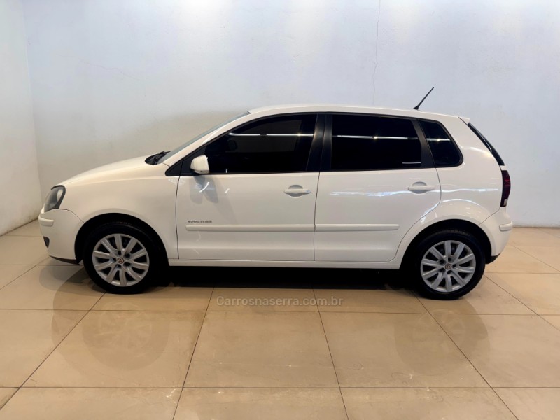 POLO 1.6 MI SPORTLINE 8V FLEX 4P MANUAL - 2011 - CASCA