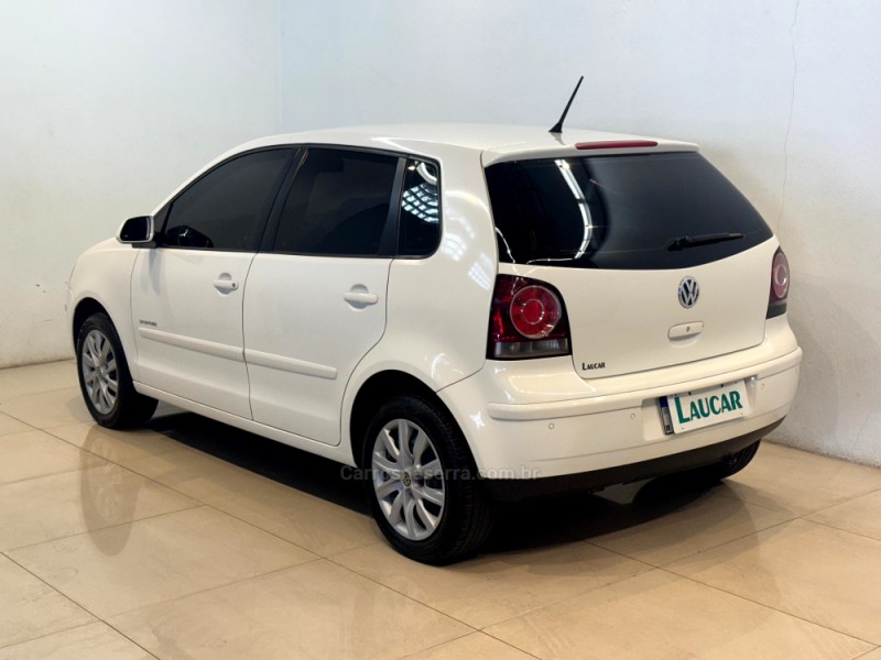 POLO 1.6 MI SPORTLINE 8V FLEX 4P MANUAL - 2011 - CASCA