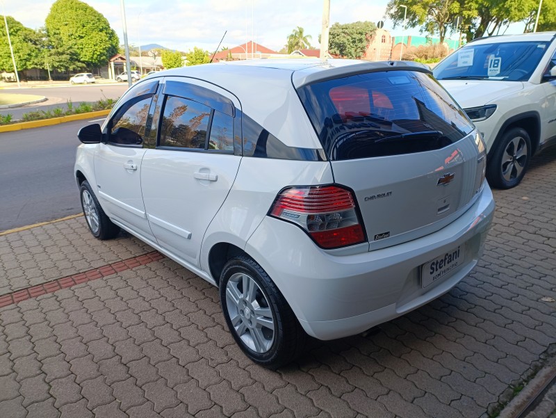 AGILE 1.4 MPFI LTZ 8V FLEX 4P MANUAL - 2011 - BOM PRINCíPIO