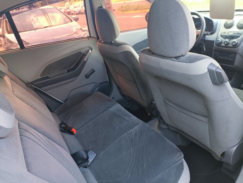 AGILE 1.4 MPFI LTZ 8V FLEX 4P MANUAL - 2011 - BOM PRINCíPIO