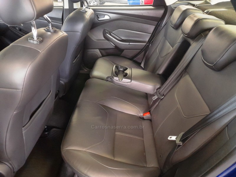 FOCUS 2.0 TITANIUM FASTBACK 16V FLEX 4P AUTOMÁTICO - 2016 - CAXIAS DO SUL