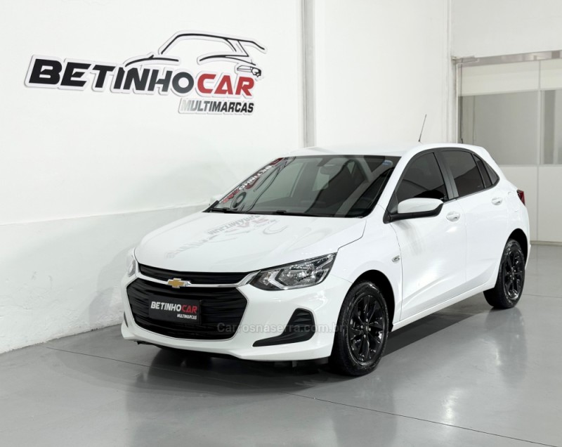 ONIX 1.0 LT 12V TURBO FLEX 4P MANUAL - 2023 - ESTâNCIA VELHA