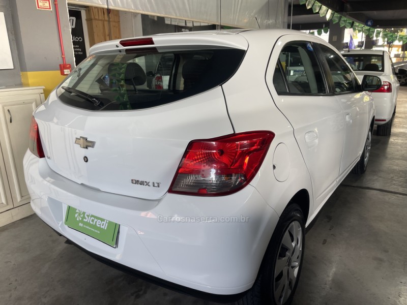 ONIX 1.4 MPFI LT 8V FLEX 4P MANUAL - 2015 - BENTO GONçALVES