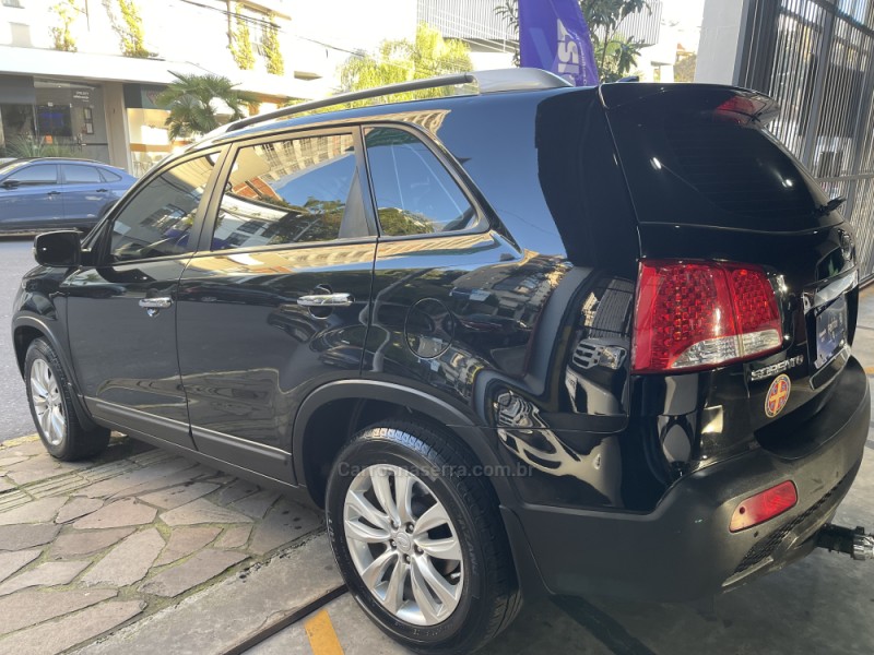 SORENTO 2.4 EX 4X2 16V GASOLINA 4P AUTOMÁTICO - 2011 - BENTO GONçALVES
