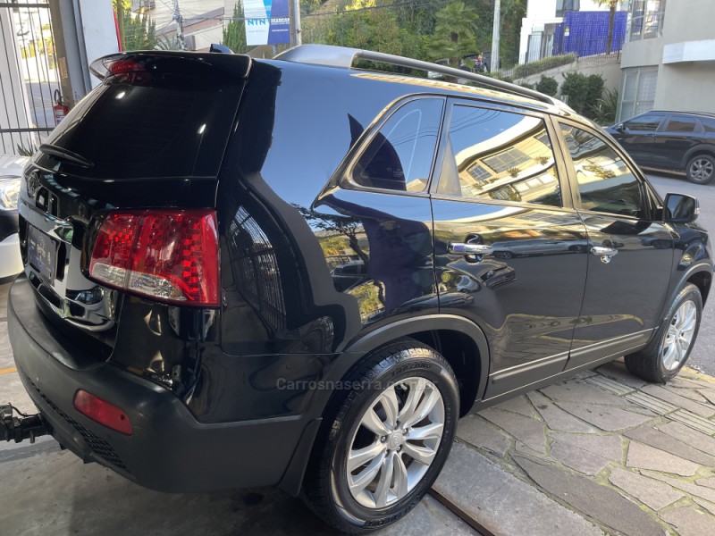 SORENTO 2.4 EX 4X2 16V GASOLINA 4P AUTOMÁTICO - 2011 - BENTO GONçALVES