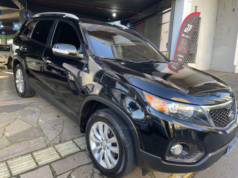 SORENTO 2.4 EX 4X2 16V GASOLINA 4P AUTOMÁTICO - 2011 - BENTO GONçALVES