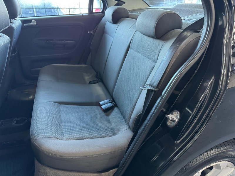 VOYAGE 1.6 MI COMFORTLINE 8V FLEX 4P MANUAL - 2011 - CAXIAS DO SUL