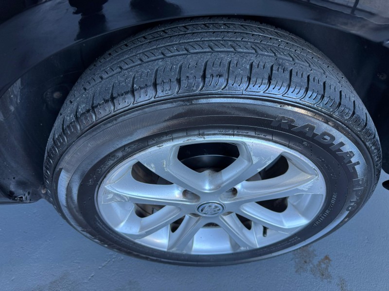 VOYAGE 1.6 MI COMFORTLINE 8V FLEX 4P MANUAL - 2011 - CAXIAS DO SUL