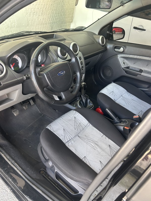 FIESTA 1.6 MPI CLASS HATCH 8V FLEX 4P MANUAL - 2008 - CAXIAS DO SUL