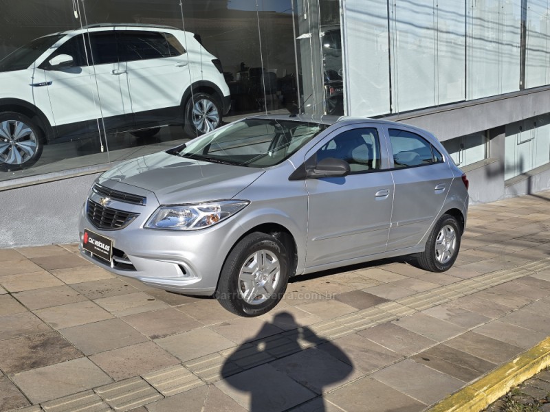 ONIX 1.0 MPFI LT 8V FLEX 4P MANUAL - 2015 - BENTO GONçALVES