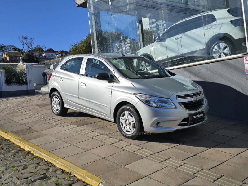 ONIX 1.0 MPFI LT 8V FLEX 4P MANUAL - 2015 - BENTO GONçALVES