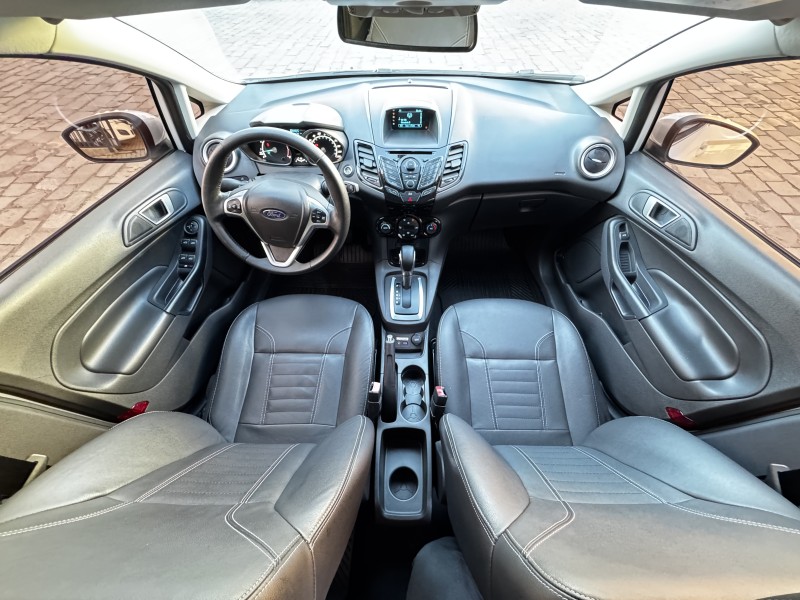FIESTA 1.6 TITANIUM PLUS HATCH 16V FLEX 4P AUTOMÁTICO - 2017 - CAXIAS DO SUL