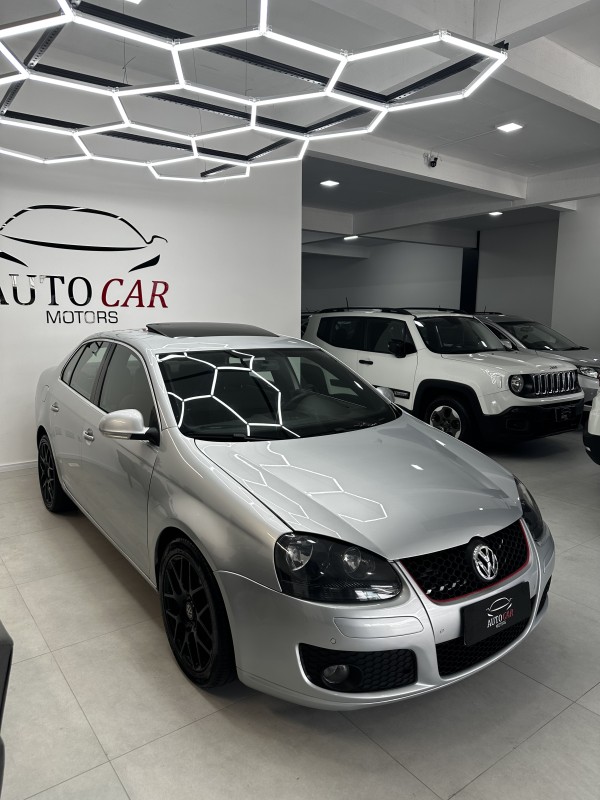 JETTA 2.5 I 20V 150CV GASOLINA 4P TIPTRONIC - 2009 - CAXIAS DO SUL