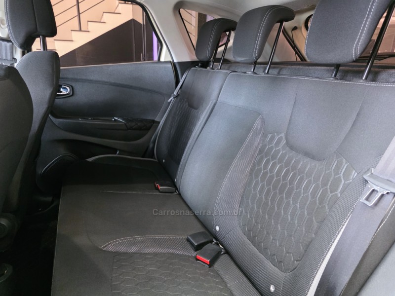 CAPTUR 1.6 16V SCE FLEX ZEN MANUAL - 2018 - CAXIAS DO SUL