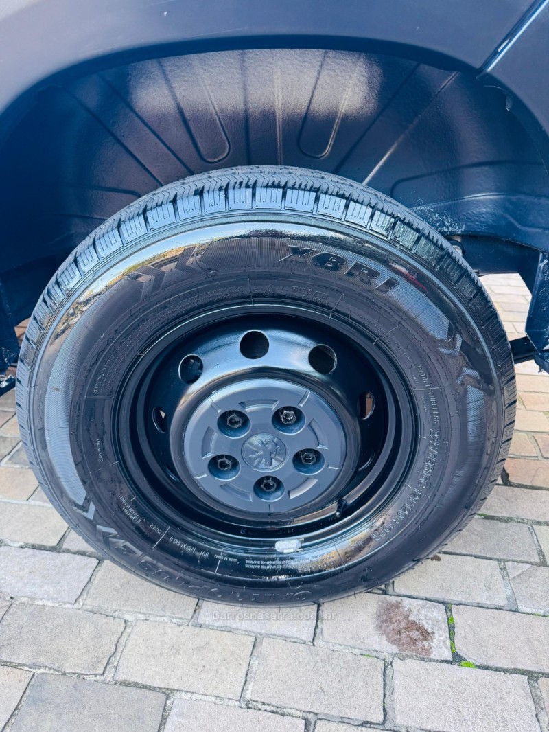 BOXER 2.3 HDI 330 FURGÃO MÉDIO 8V DIESEL 3P MANUAL - 2019 - DOIS IRMãOS