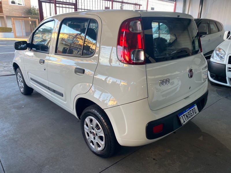 UNO 1.0 VIVACE 8V FLEX 4P MANUAL - 2013 - CAXIAS DO SUL