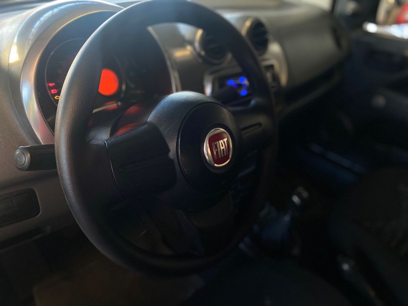 UNO 1.0 VIVACE 8V FLEX 4P MANUAL - 2013 - CAXIAS DO SUL