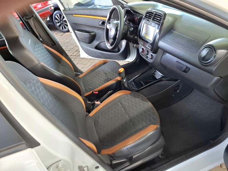 KWID 1.0 12V OUTSIDER FLEX 4P MANUAL - 2020 - CAXIAS DO SUL