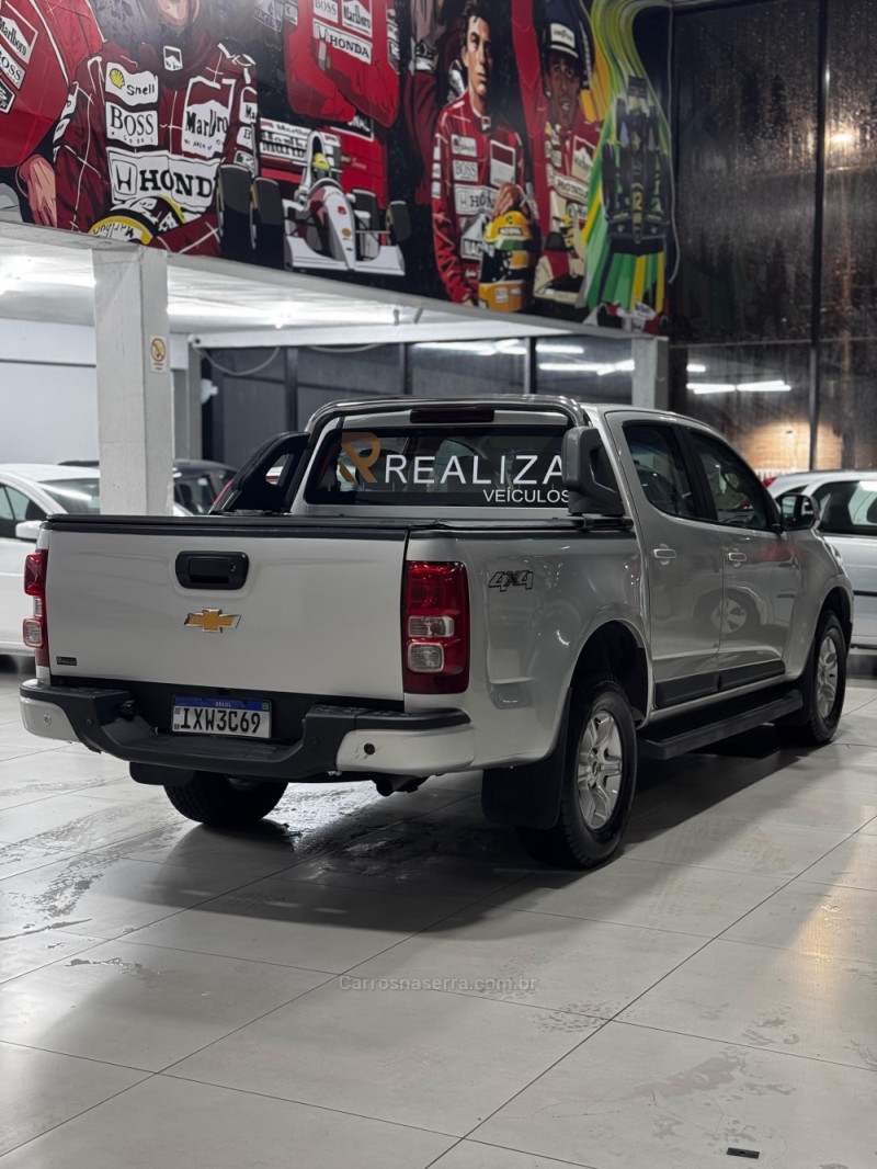 S10 2.8 LT 4X4 CD 16V TURBO DIESEL 4P MANUAL - 2017 - SANTA CRUZ DO SUL