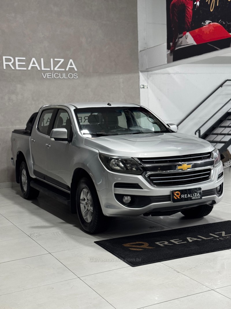 S10 2.8 LT 4X4 CD 16V TURBO DIESEL 4P MANUAL - 2017 - SANTA CRUZ DO SUL