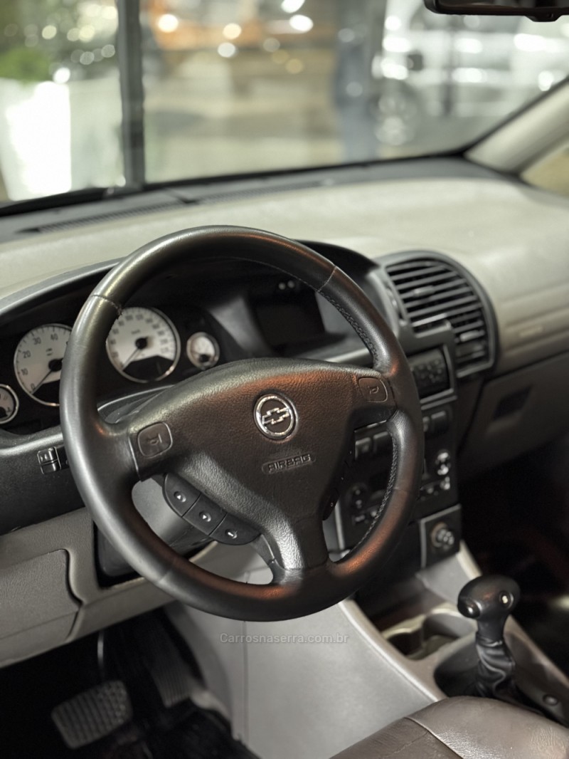 ZAFIRA 2.0 MPFI ELITE 8V FLEX 4P AUTOMÁTICO - 2007 - SANTA CRUZ DO SUL