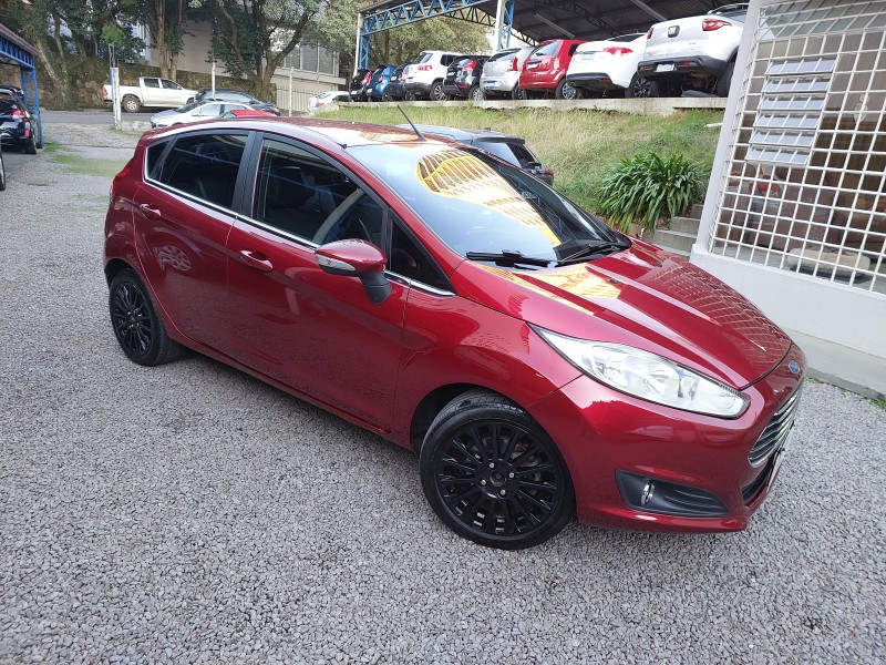 FIESTA 1.6 TITANIUM HATCH 16V FLEX 4P AUTOMÁTICO - 2015 - BENTO GONçALVES
