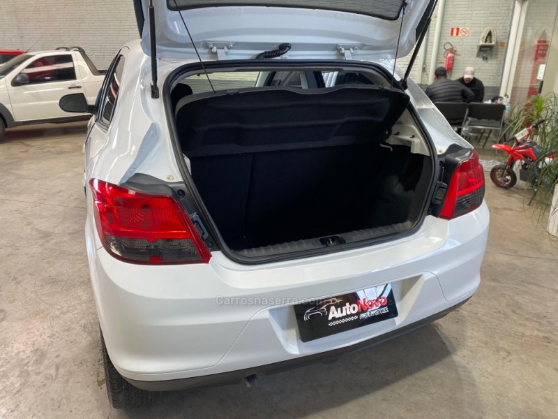 ONIX 1.4 MPFI LT 8V FLEX 4P MANUAL - 2013 - VACARIA