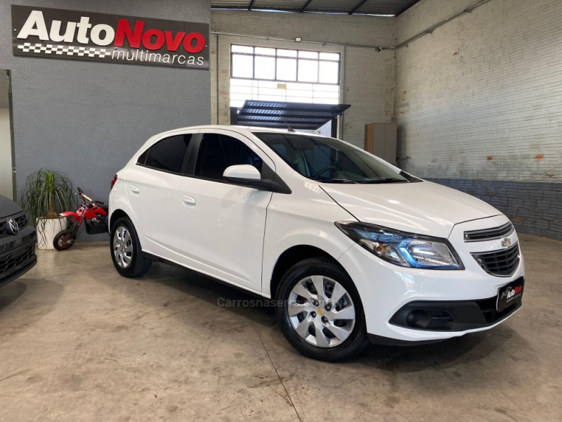 ONIX 1.4 MPFI LT 8V FLEX 4P MANUAL - 2013 - VACARIA