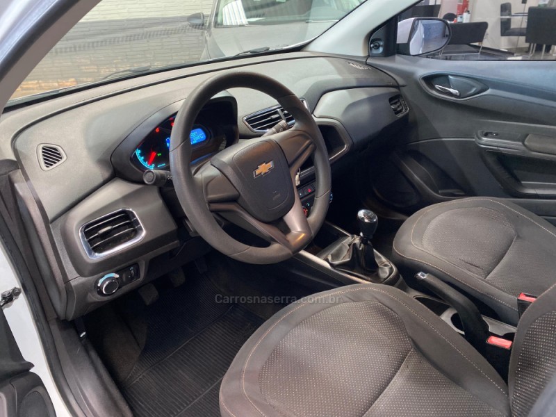 ONIX 1.4 MPFI LT 8V FLEX 4P MANUAL - 2013 - VACARIA