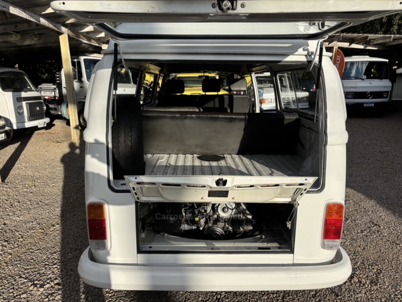 KOMBI 1.6 MI STD 8V GASOLINA 3P MANUAL - 2006 - ANTôNIO PRADO