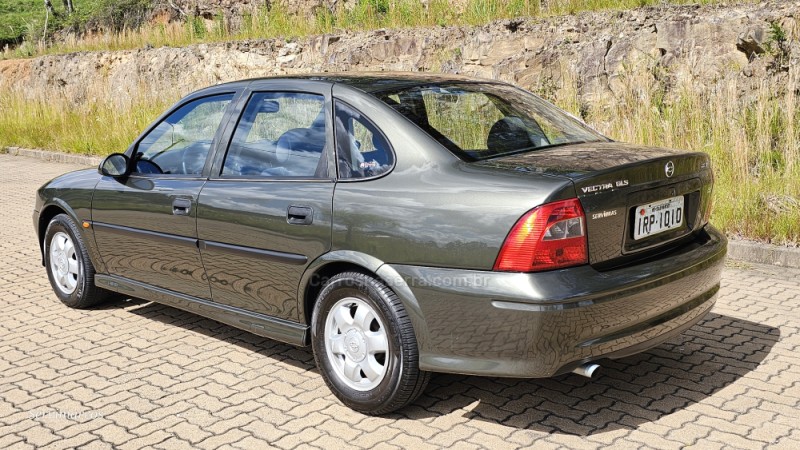 VECTRA 2.2 MPFI GLS 8V GASOLINA 4P MANUAL - 2000 - SãO MARCOS