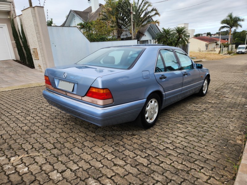 S 320 3.2 CLASSIC V6 GASOLINA 4P AUTOMÁTICO - 1995 - MONTENEGRO