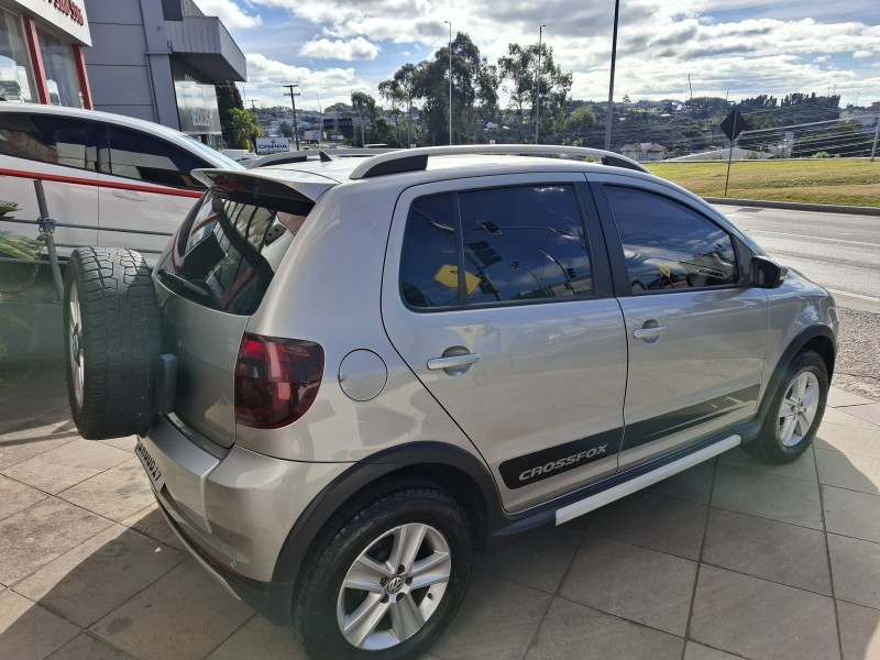 CROSSFOX 1.6 MI FLEX 8V 4P MANUAL - 2011 - FARROUPILHA