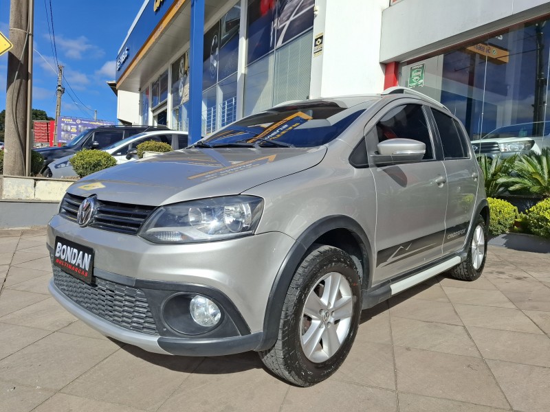 CROSSFOX 1.6 MI FLEX 8V 4P MANUAL - 2011 - FARROUPILHA