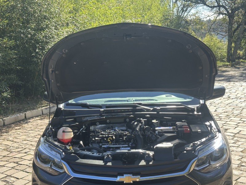 ONIX 1.0	PREMIER II PLUS 12V TURBO FLEX 4P AUTOMÁTICO - 2024 - NOVA PRATA