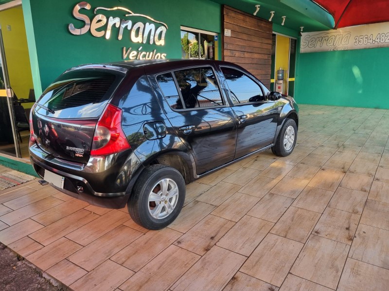 SANDERO 1.0 AUTHENTIQUE 8V FLEX 4P MANUAL - 2009 - DOIS IRMãOS