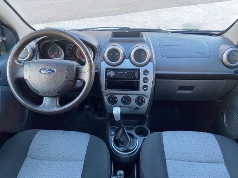 FIESTA 1.6 MPI CLASS SEDAN 8V FLEX 4P MANUAL - 2013 - CAXIAS DO SUL